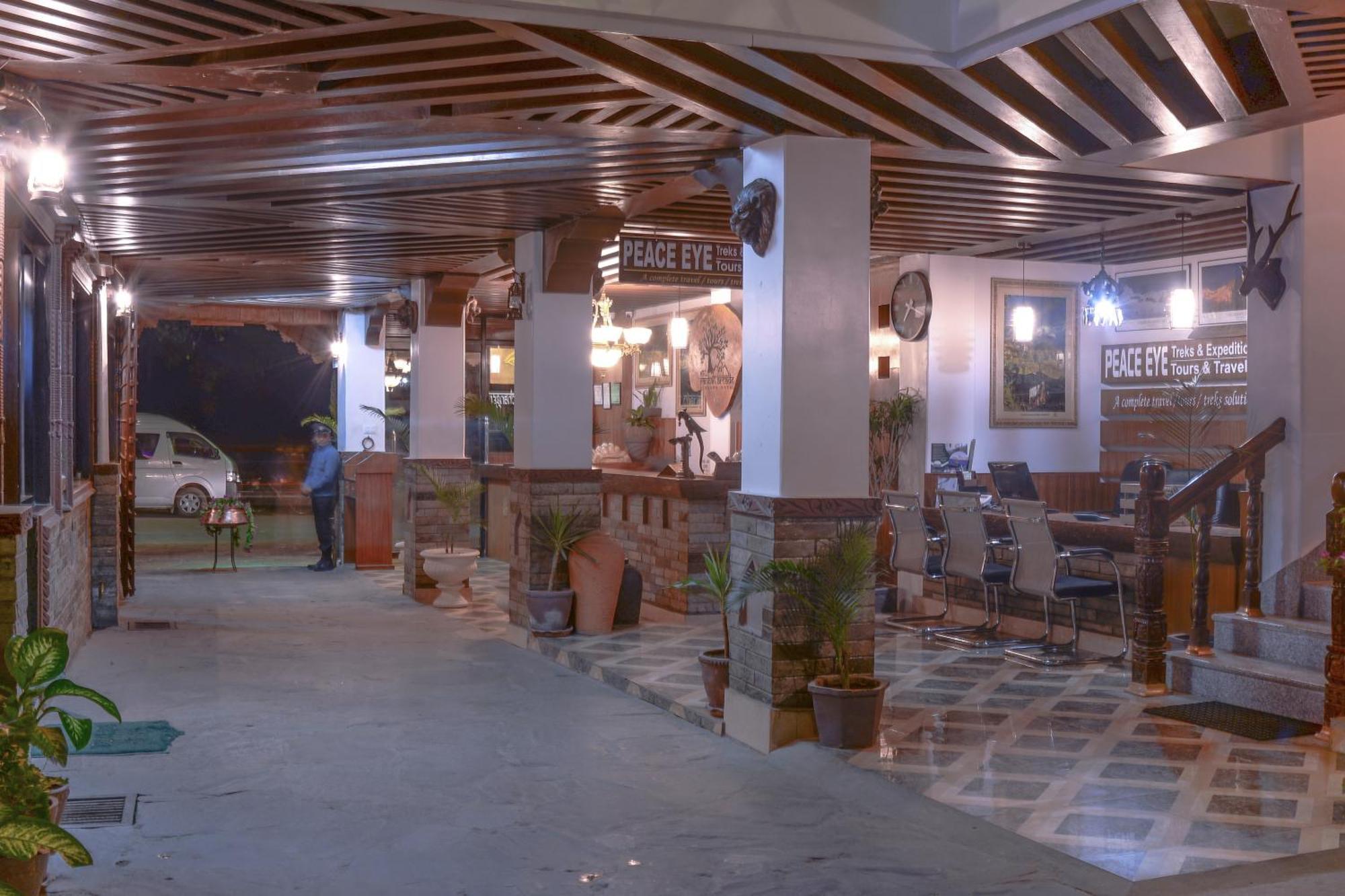 Hotel Raniban Arcade Pokhara Zewnętrze zdjęcie