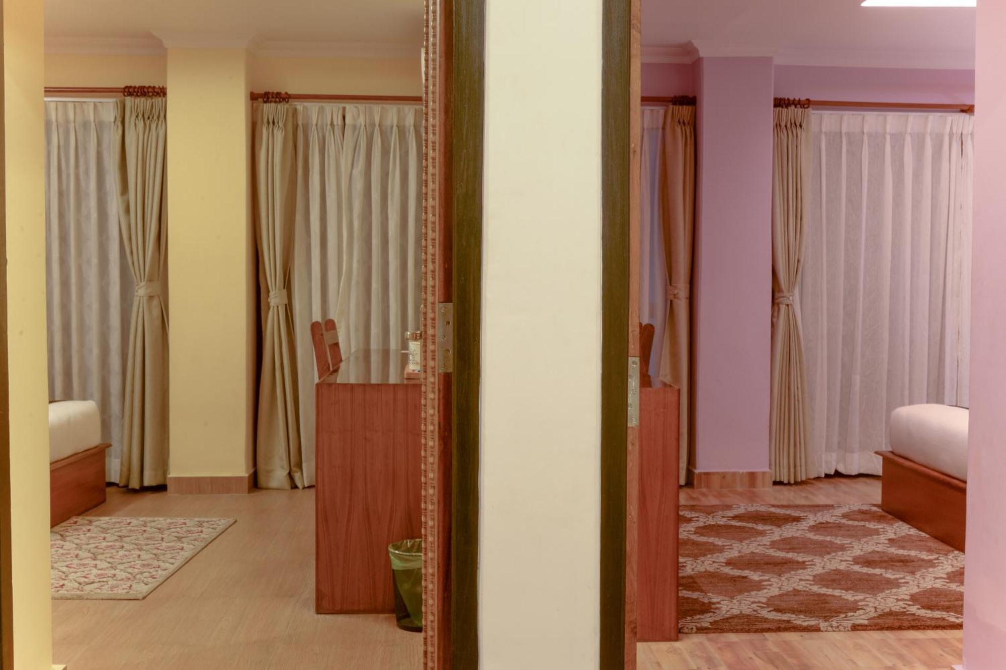 Hotel Raniban Arcade Pokhara Zewnętrze zdjęcie