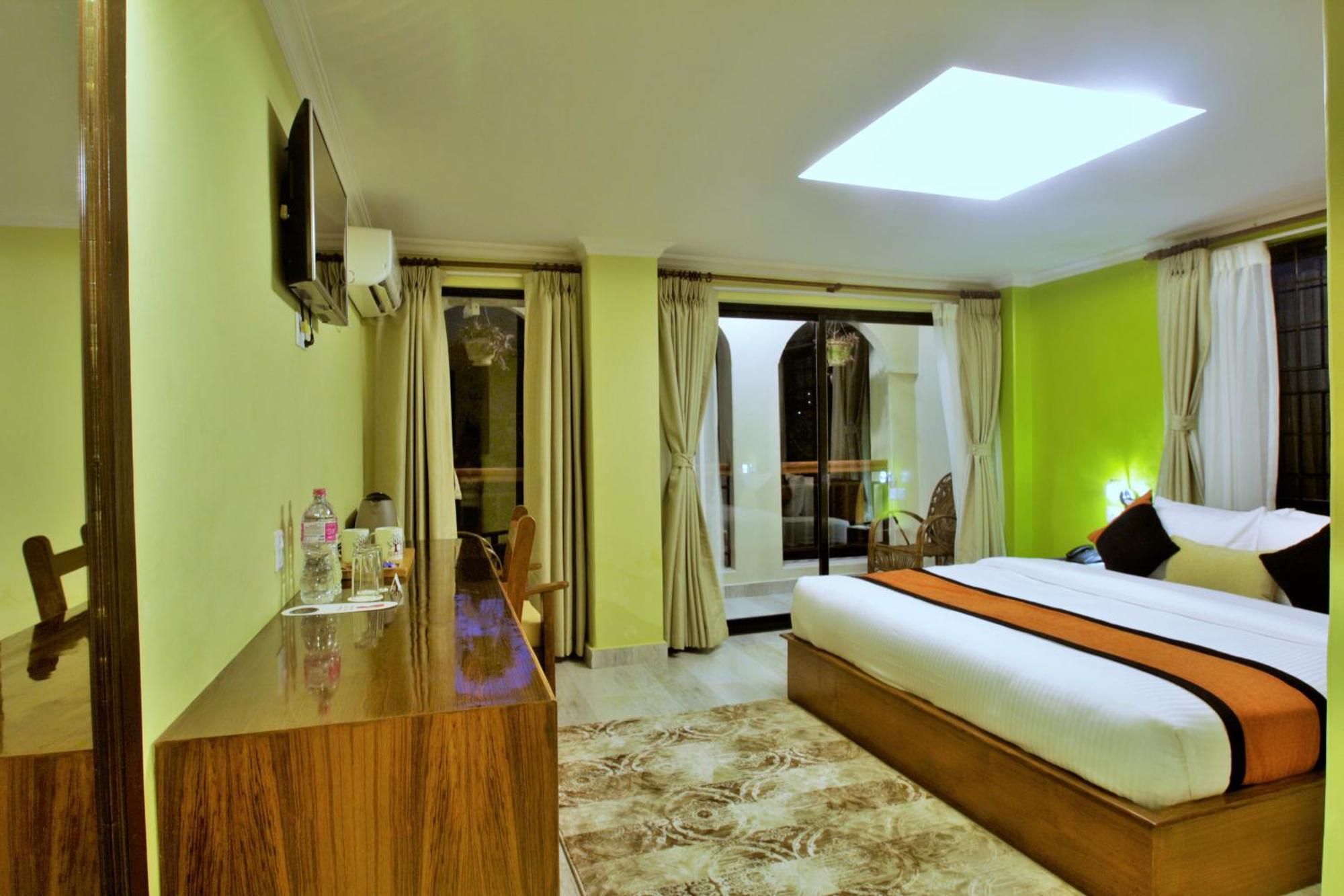 Hotel Raniban Arcade Pokhara Zewnętrze zdjęcie