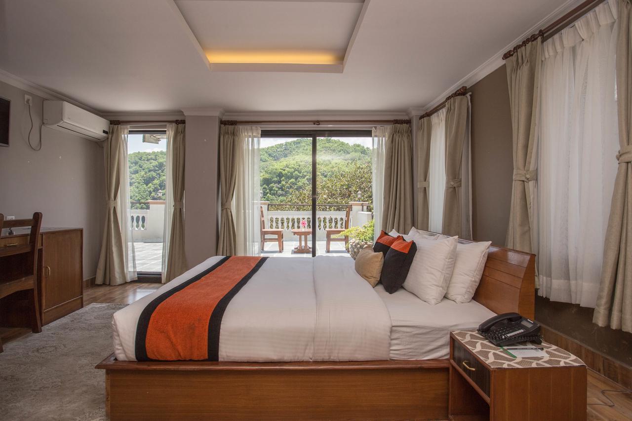 Hotel Raniban Arcade Pokhara Zewnętrze zdjęcie