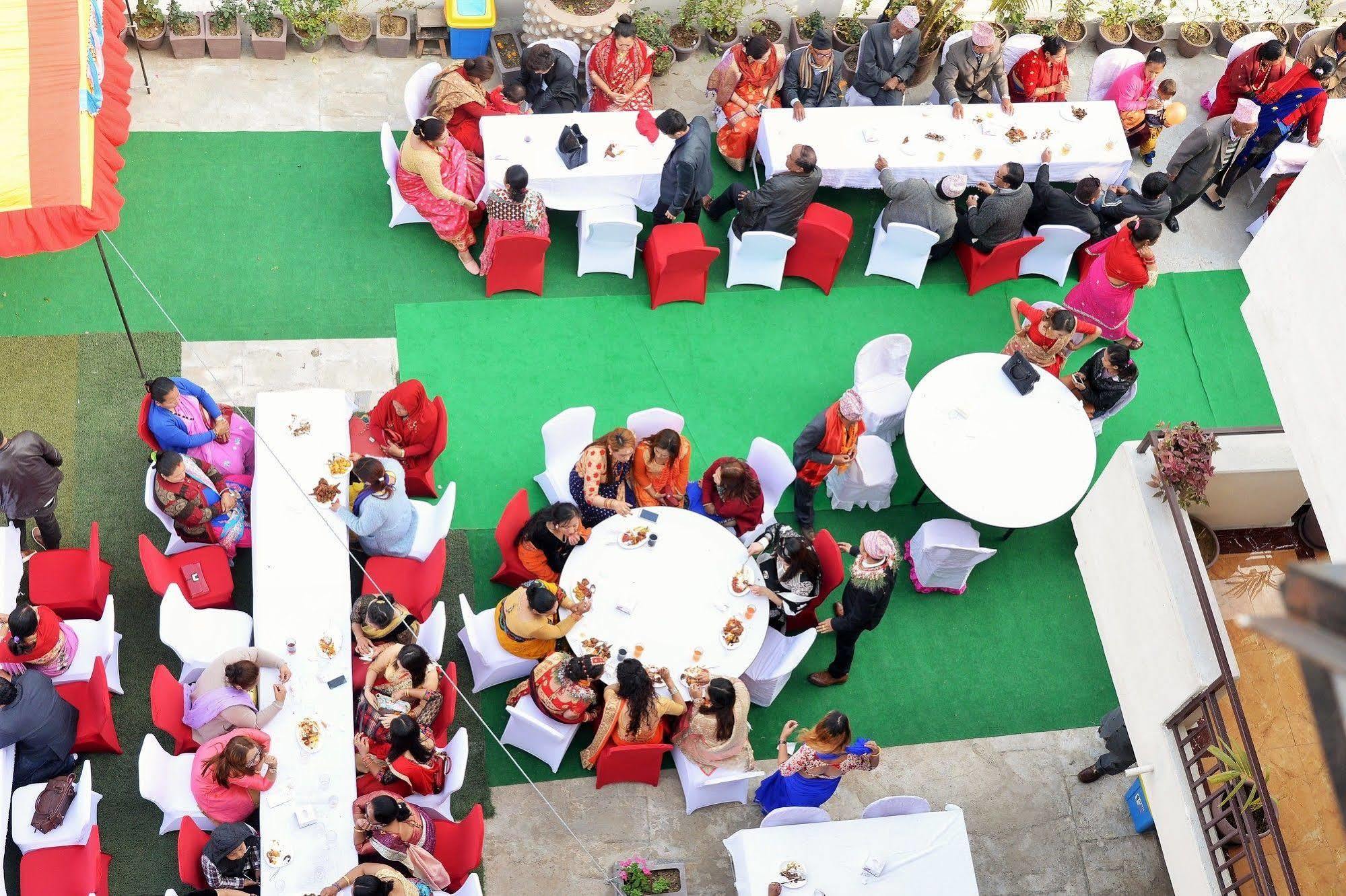 Hotel Raniban Arcade Pokhara Zewnętrze zdjęcie